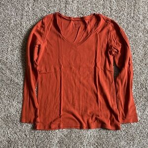 Eddie Bauer Rust Long Sleeve V-Neck Top